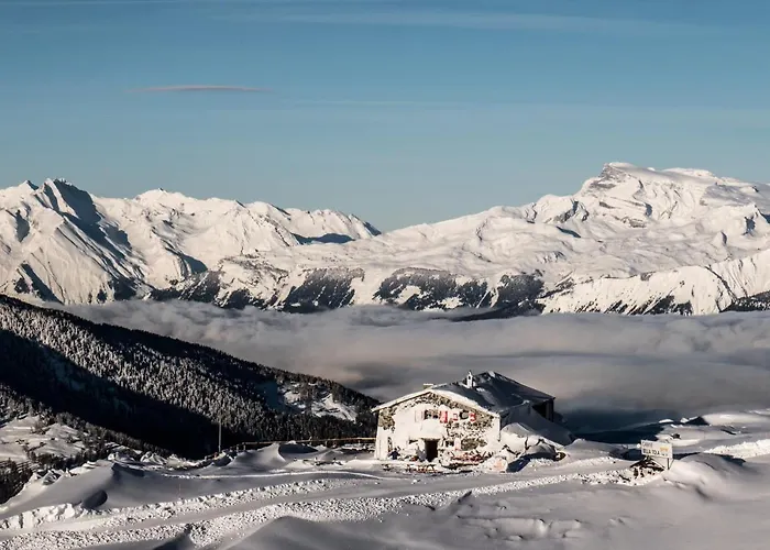 Hostel Bella-tola Saint-Luc